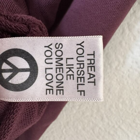 Madhappy Sweatshirt Womens Small Purple Crewneck Bubble Letters Snapchat - Picture 10 of 11